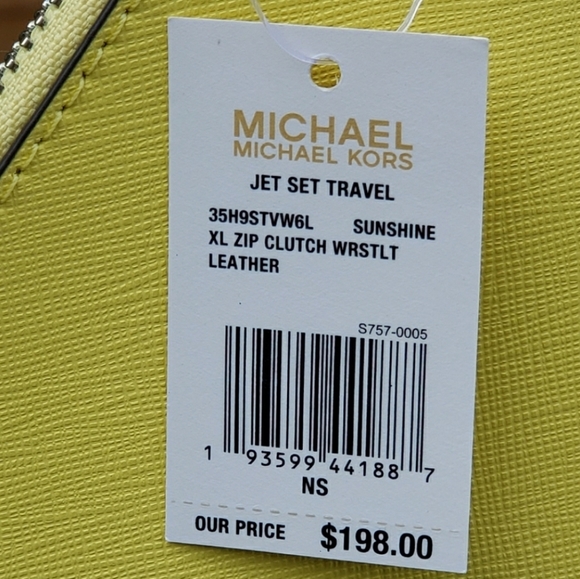 ⚠️LAST 1⚠️Michael Kors Jet Set XL Clutch Wristlet - Picture 5 of 5